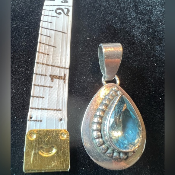Blue Topaz & Sterling Pendant - Picture 4 of 6